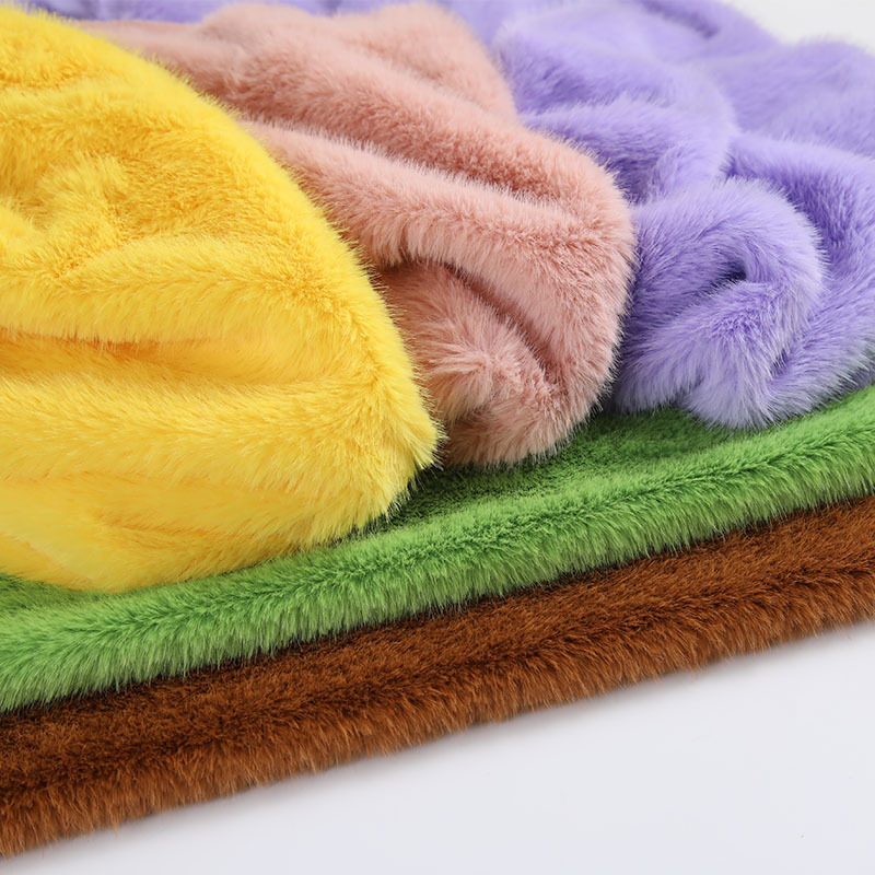High Low Pile Faux Plush Fabri - огляд і ціна Sewing Garments